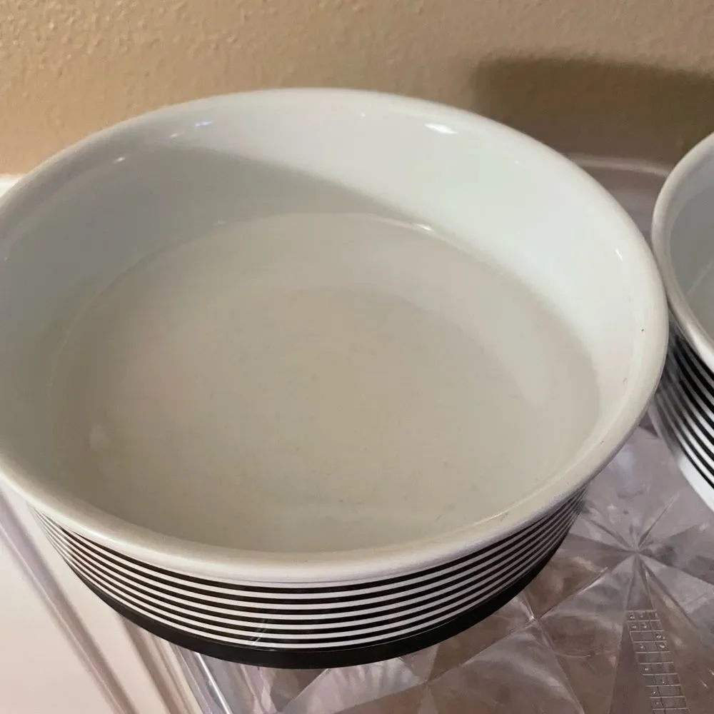 Bone Dry Classic Black and White Ceramic Sturdy Dog Bowls x 2